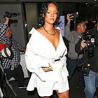 Rihanna trop grosse ? La popstar humiliée à cause de ses nouvelles rondeurs