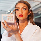 La première palette de makeup signée Gigi Hadid